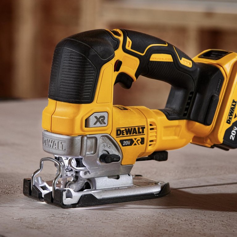 Lowe's Free DeWalt Tools DeWalt 20V MAX XR Jigsaw