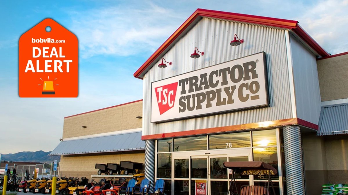 Tractor Supply Is Clearing Out Porter-Cable's 20V Grease Gun Kit—Now 70% Off