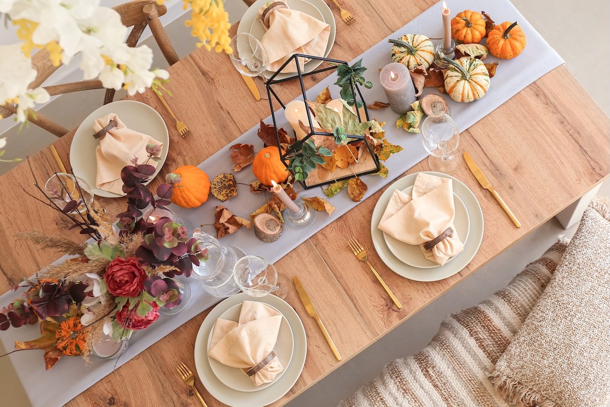 30 Easy, Festive Ways to Dress Up Your Thanksgiving Table
